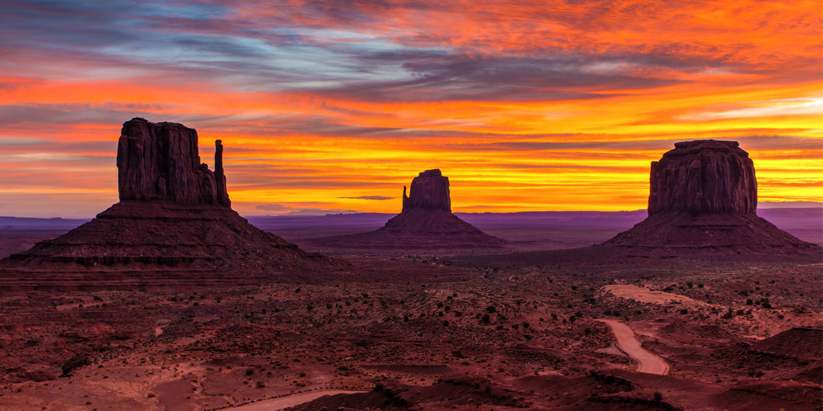Oljato-Monument Valley, Diné territory. United States. Photo by Robert Murray on Unsplash